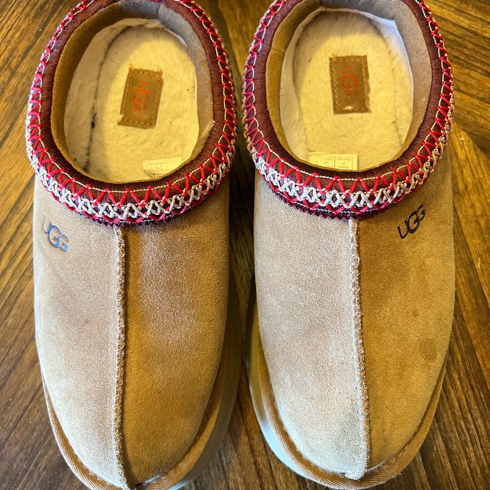 Ugg razz slippers